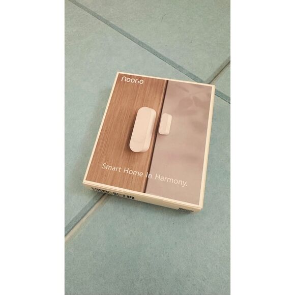 Noorio Contact Sensor: Tool-Free Installation, Smart Alerts, Requires Hub - Picture 1 of 3